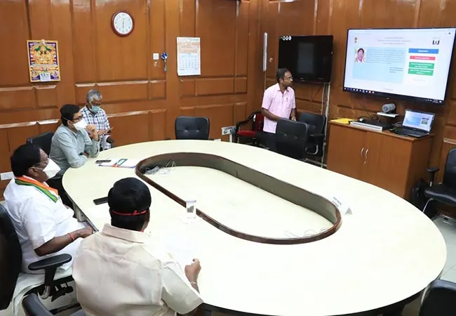 puducherry cm narayanasamy coronavirus discussion 