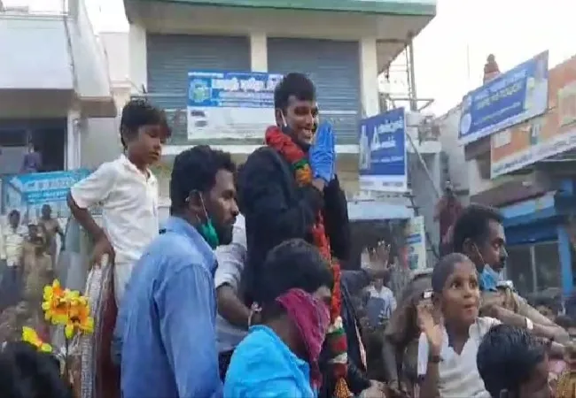 india cricket team player natarajan arrives native in salem district 