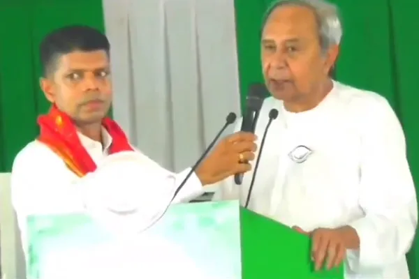 Odisha Chief Minister Naveen Patnaik Explained VK Pandyan the political heir? - 
