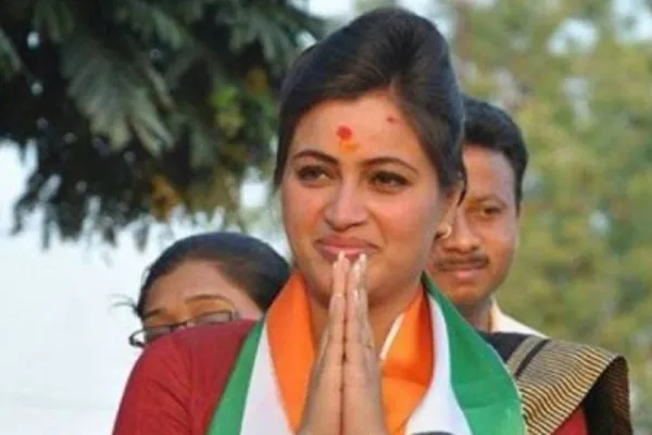 BJP candidate warns in succession in hyderabad