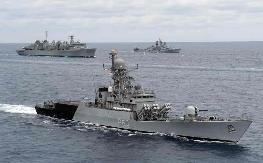 indian army and navy on alert