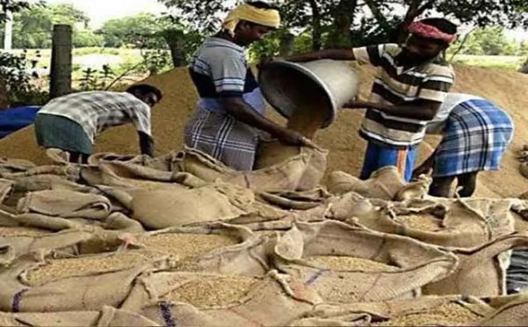 Anti-bribery department jails officer who took bribe from farmer