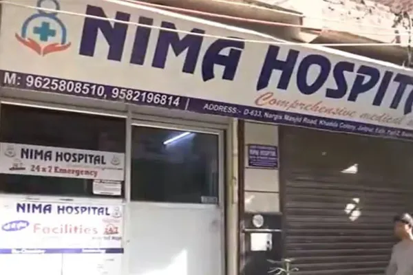 Incident happened to doctor in delhi