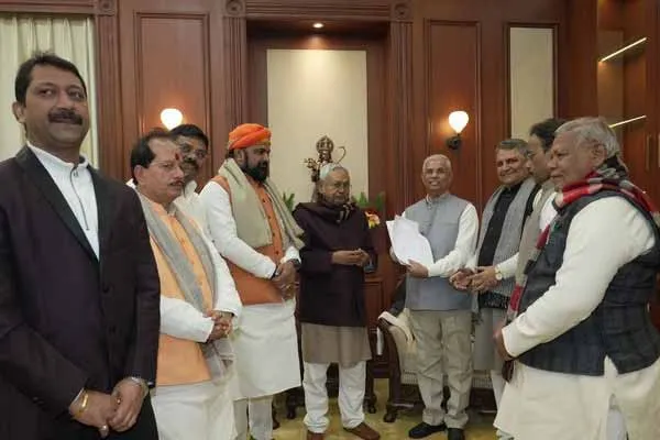Nitish Kumar claimed the right to form the government in Bihar
