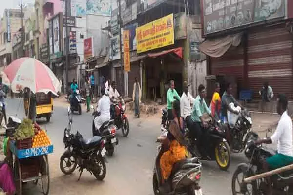 neyveli nlc farmers land issue police in field and pmk members arrested 