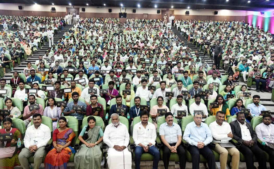 Minister Udayanidhi Stalin who gave incentive for UPSC exam