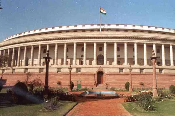 நம்பிக்கை அளித்திருக்கிறதா நம்பிக்கை இல்லாத் தீர்மானம்?