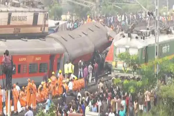 odisha train incident west bengal son and father related incident viral 