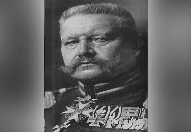history hitlers independence and political ideolog part 3