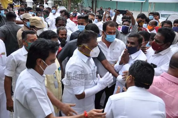 o panneerselvam  