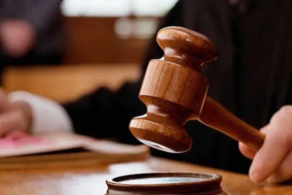court Acquitting Husband who accused of asking for silver plate to wife