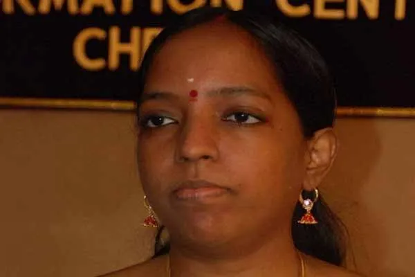Singer Bavatarini  issue The film industry is worried