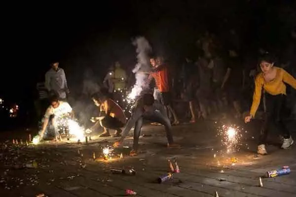 Penalty for fireworks factories