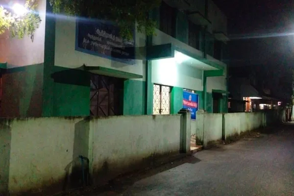  Fake officers inspect student hostel; Hotel keeper job removal