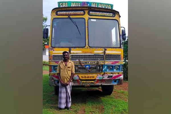 Driver arrested for Pudukottai dt Aranthangi area Vellaru sand lorry incident