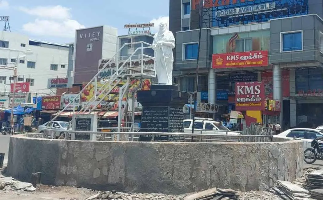 MLA allocates Rs 12 lakh to renovate Periyar statue