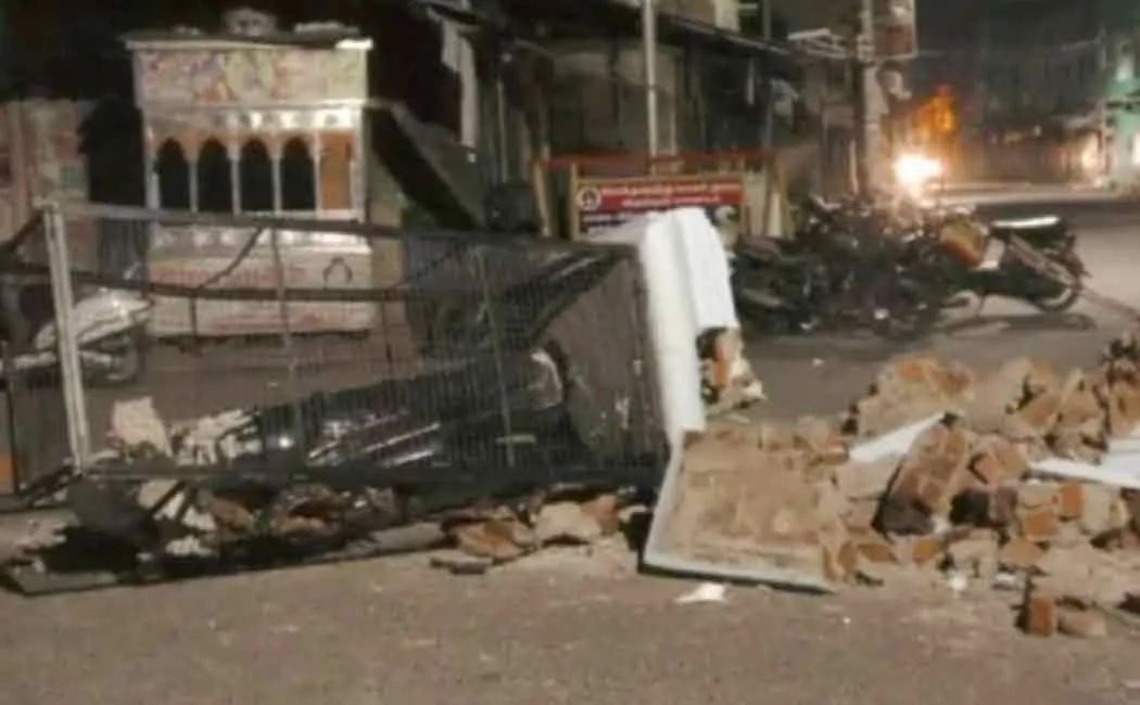 Periyar statue damage: Political parties involved in the struggle