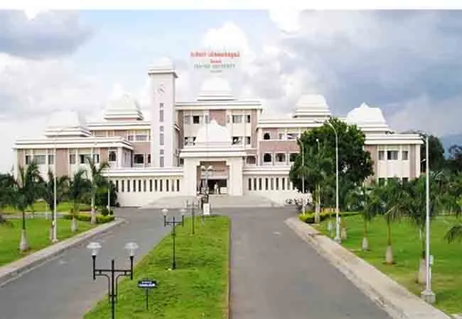 incident in omalur... police investigation 