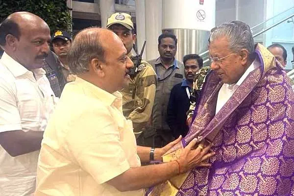 Kerala Chief Minister Pinarayi Vijayan visits Chennai