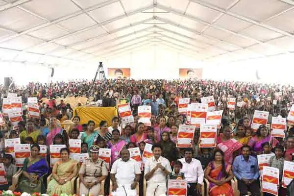 minister anbil mahesh poyyamozhi celebrated international womens day celebration 