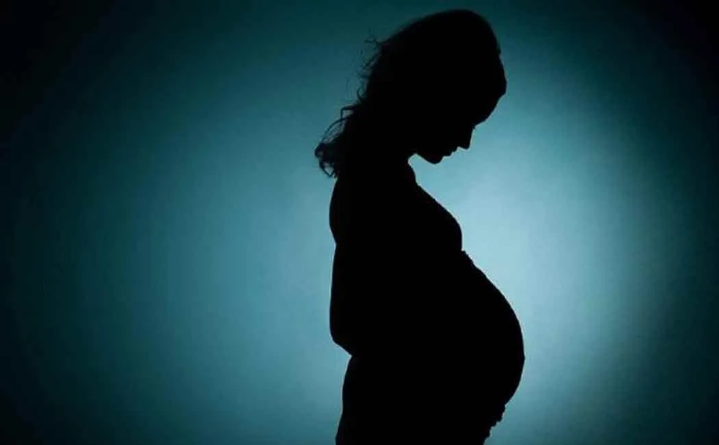 17 year old girl self delivered a baby by watching youtube videos