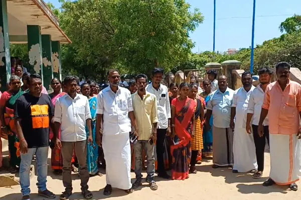 The public protest against to be set up power plant in mayiladuthurai