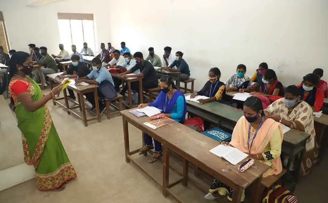 2423 Honorary Lecturers Appointed in Government Colleges! 20 thousand per month!