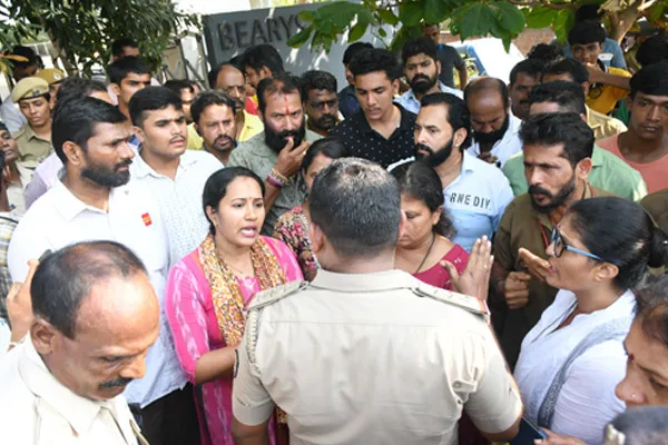 Action by Hindu organizations protest A teacher who conducted a lesson on Ramayana