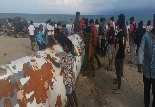 puducherry state sea fishermens boat pslv parts 