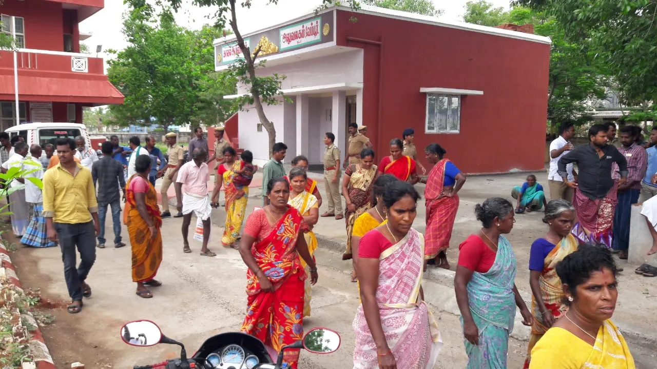 cuddalore reporters arrest in insepctor 
