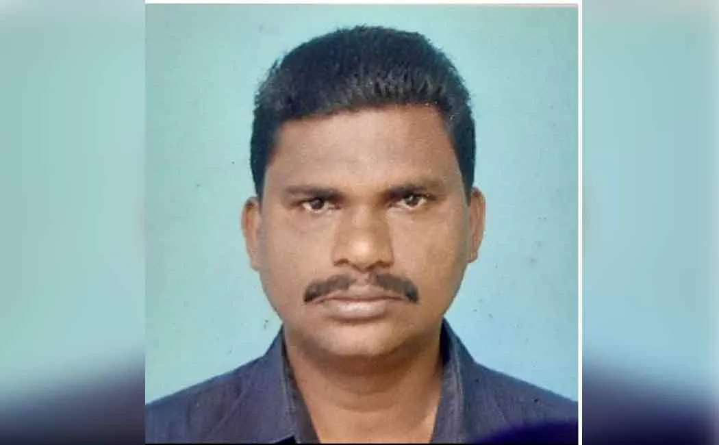 Engineer who jumped on a running train 