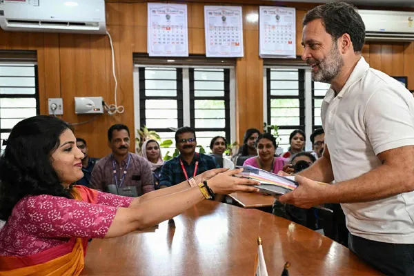 Rahul Gandhi's property value released on filed nomination in election