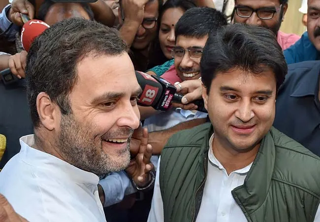 jammu and kashmir amendment bill union government support in congress leader jyotiraditya  tweet