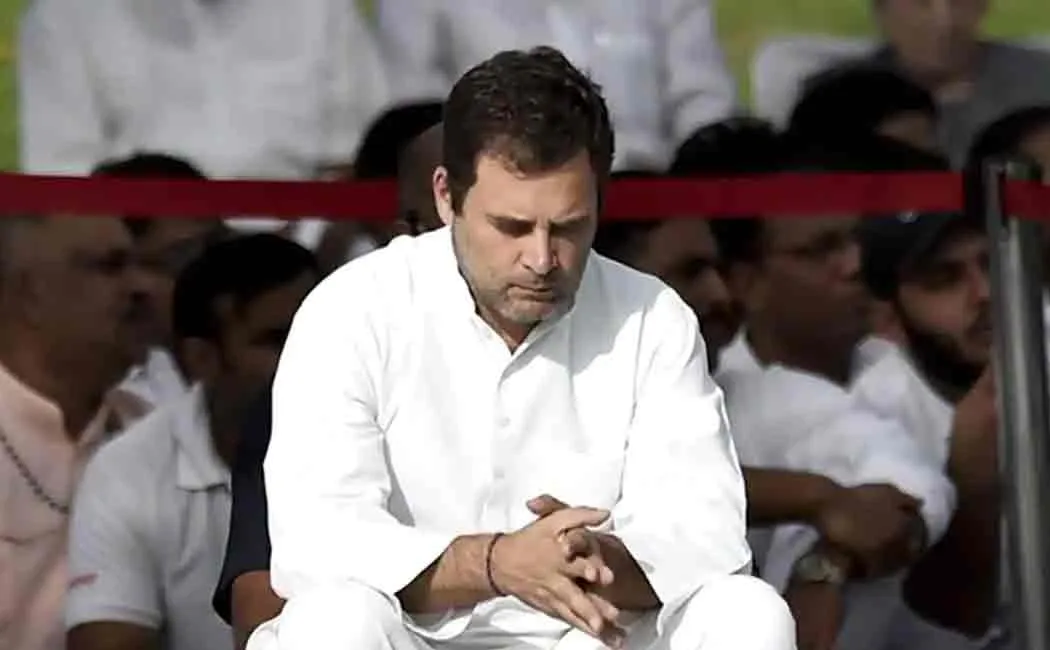 rahul gandhi forgets to sign in losabha 