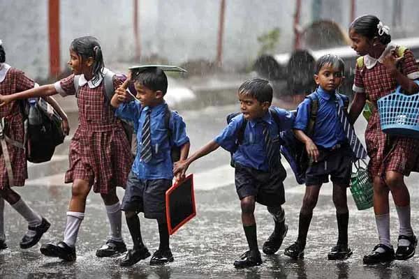 Continuous heavy rain Holiday notification for schools and colleges