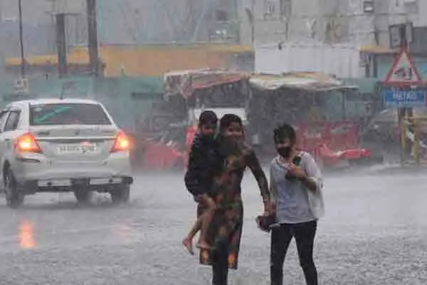 Met Dept warns Chance of heavy rain 