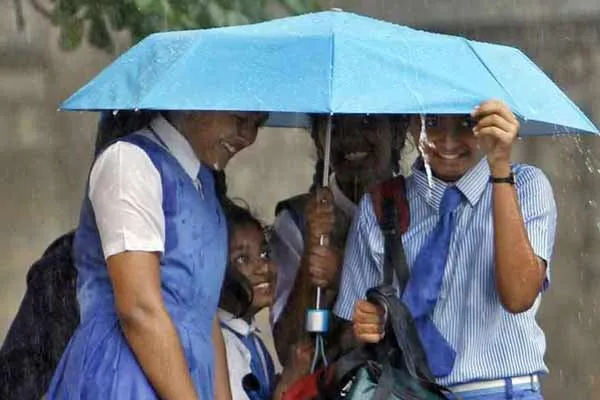Tuticorin district school, college holiday notice
