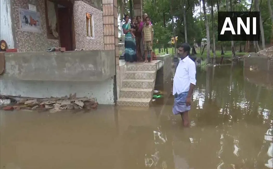 india meteorological red and orange alert for tamilnadu state heavy rain possible 