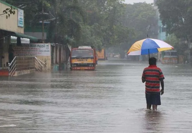 nivar cyclone heavy rains chennai 