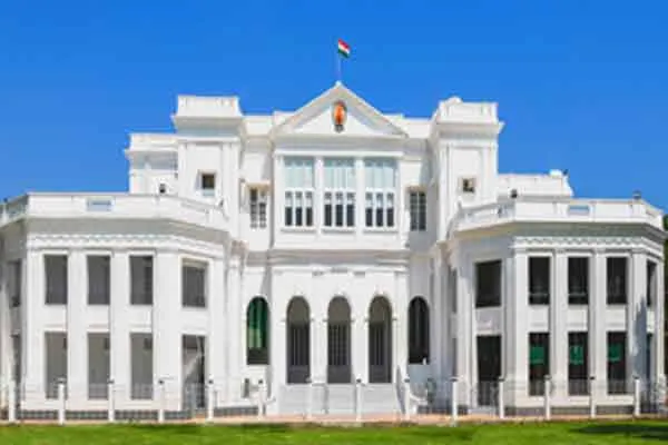 Governor's Tea Party; Congress, Communist parties boycott