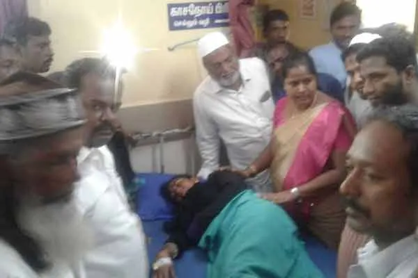 ADMK people attacked lady 