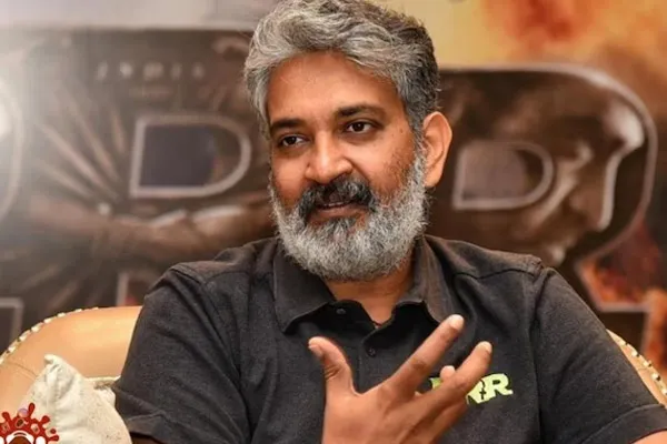 The famous director ss rajamouli caught in the earthquake in Japan