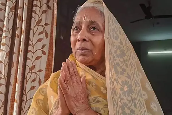 An old woman who ends her 30-year-long fast of silence for Inauguration of Ram Temple