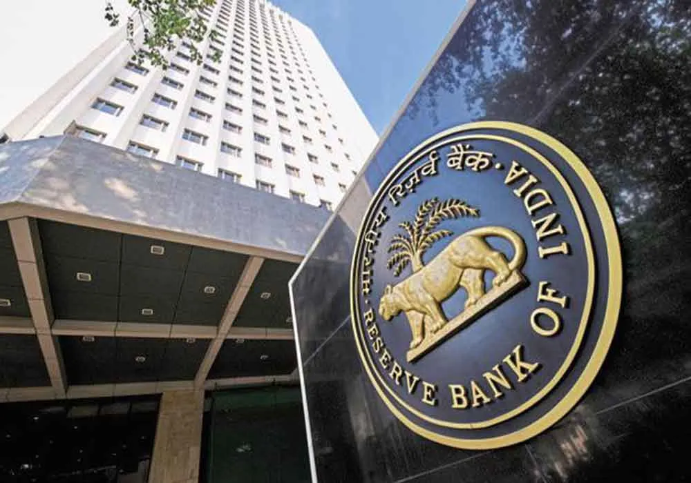 reserve bank gives fund to central government