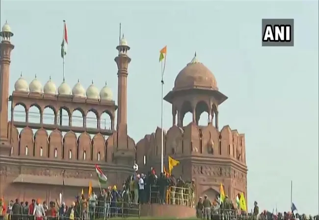 farmers reached delhi red fort police 
