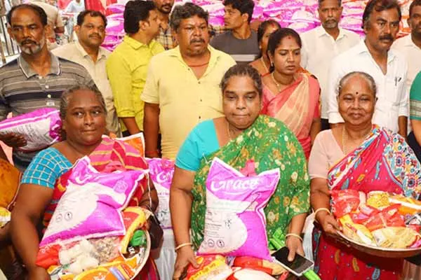 On behalf of Tamil Nadu Government Rs. 17 crore worth of relief goods