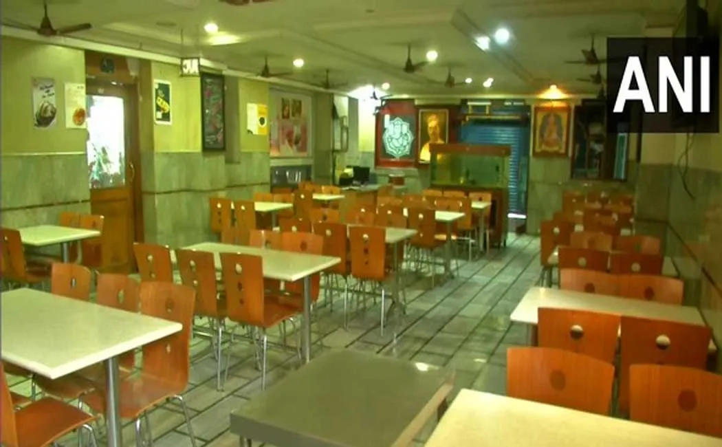 Restaurants can deliver to their customers' homes!