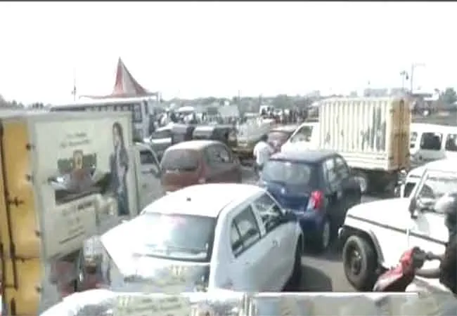 chennai padi area bridge traffic vehicle 