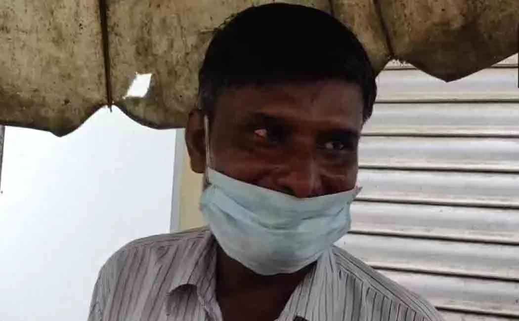 tea-seller applies for loan, bank gives him notice to repay Rs 50 crore