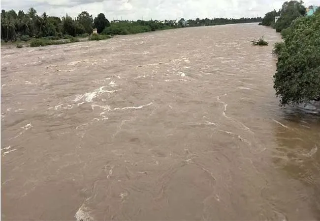 cuddalore district manimuktha river flood peoples 